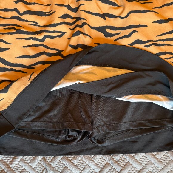 Chico's Women's Animal Print Skort - Picture 2 of 5